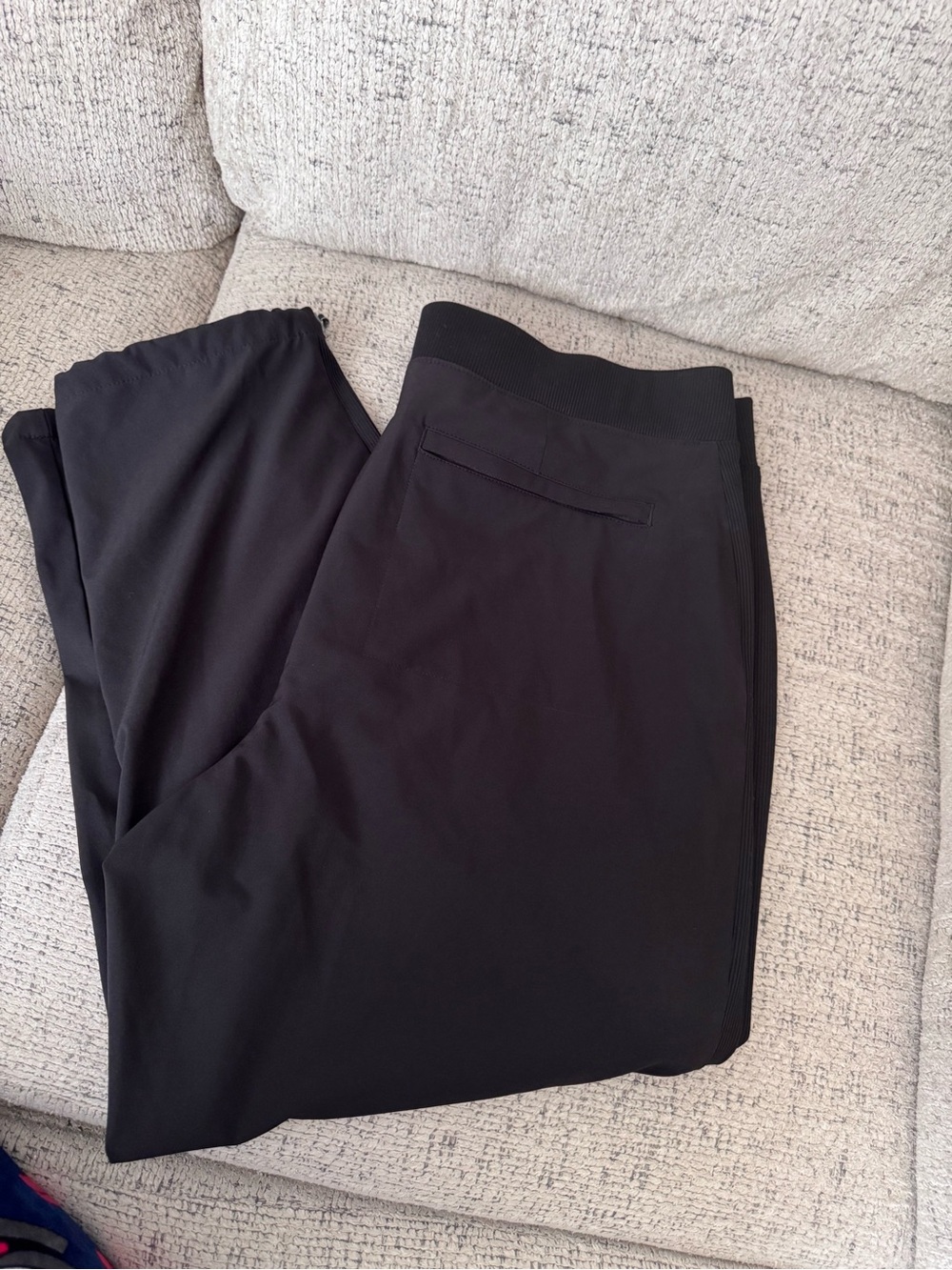 Chico's Women’s Black Jogger Pants - Sleek Everyday Comfort